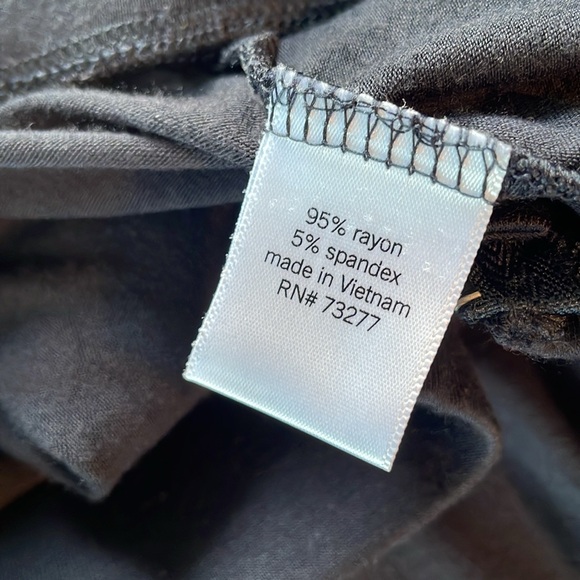 Black skater skirt mini GUC, soft fabric - Picture 7 of 7